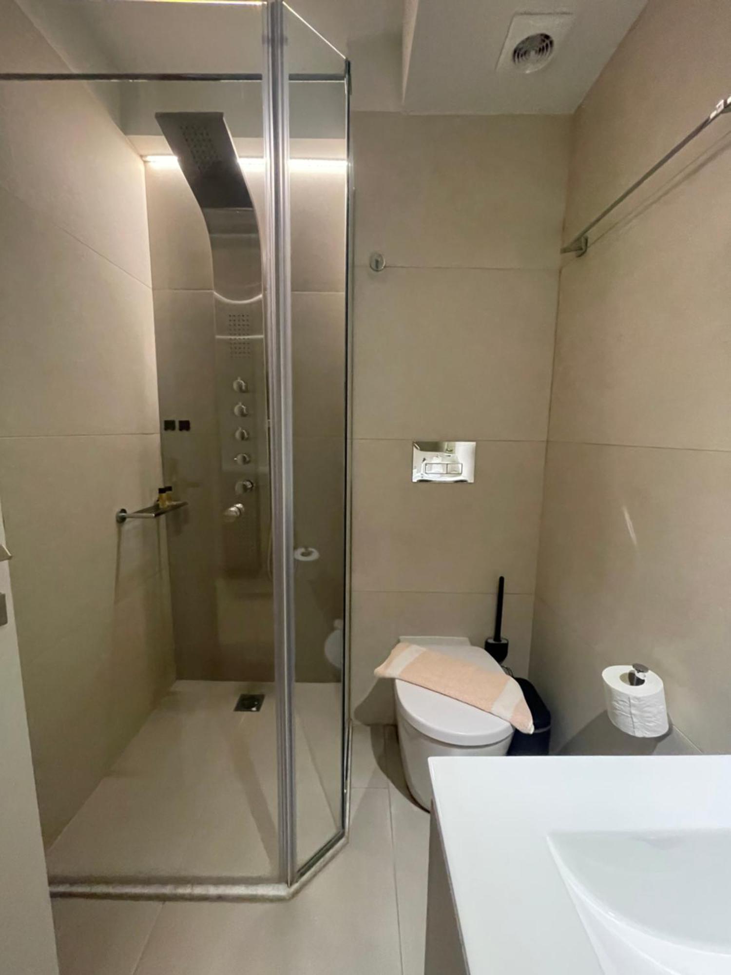 New 2Bd Aprt With Shared Rooftop Pool E2 アテネ エクステリア 写真